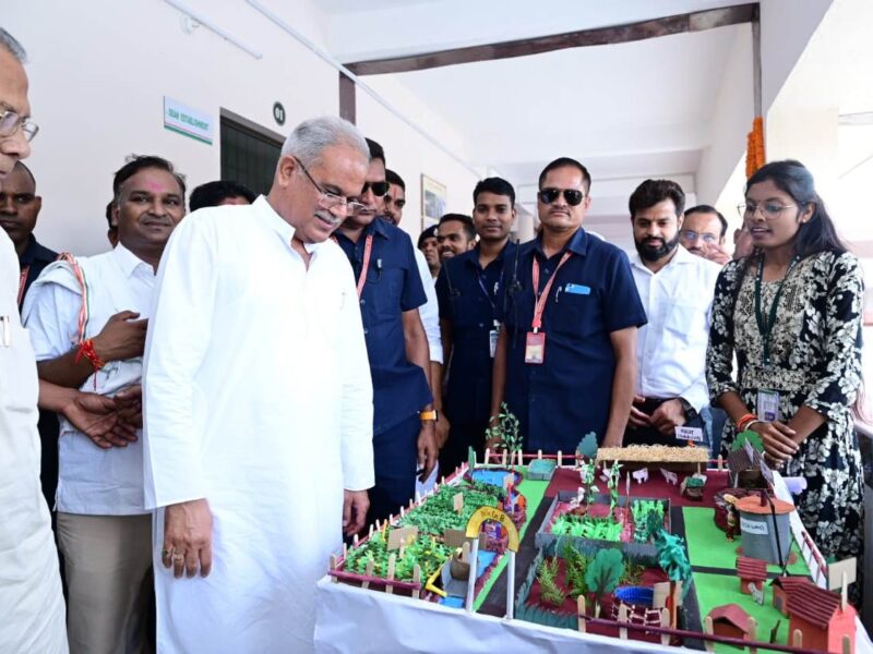 गुरुजनों का योगदान