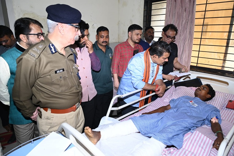 विजय शर्मा