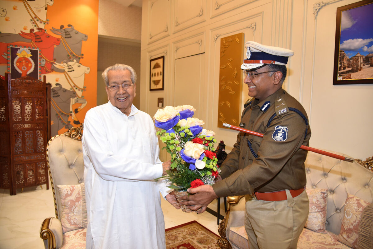 Governor Shri Harichandan