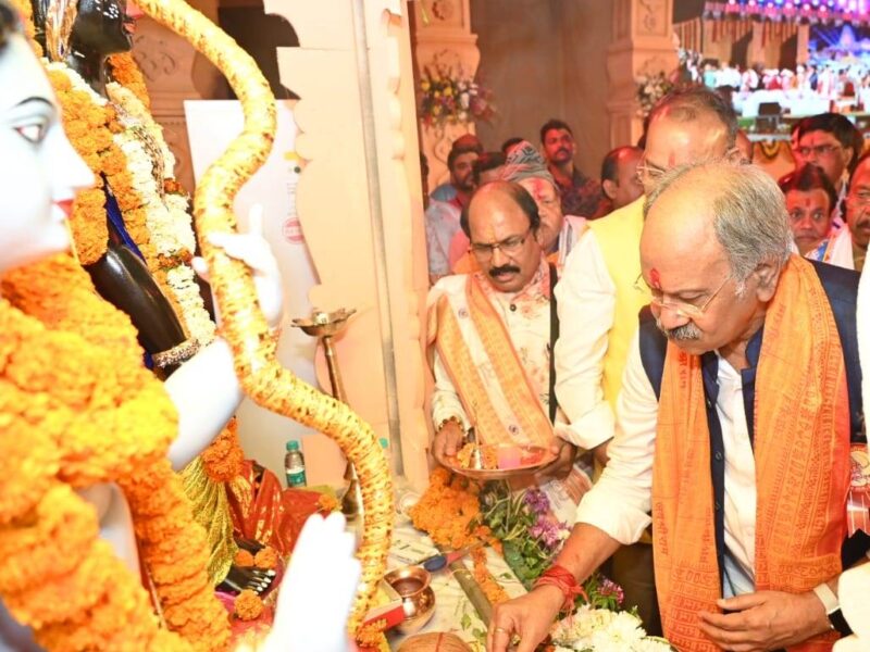 भव्य गंगा आरती