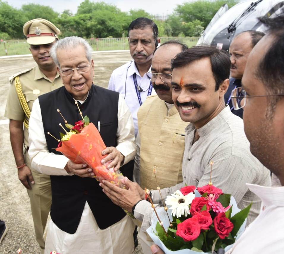 विश्व भूषण हरिचंदन