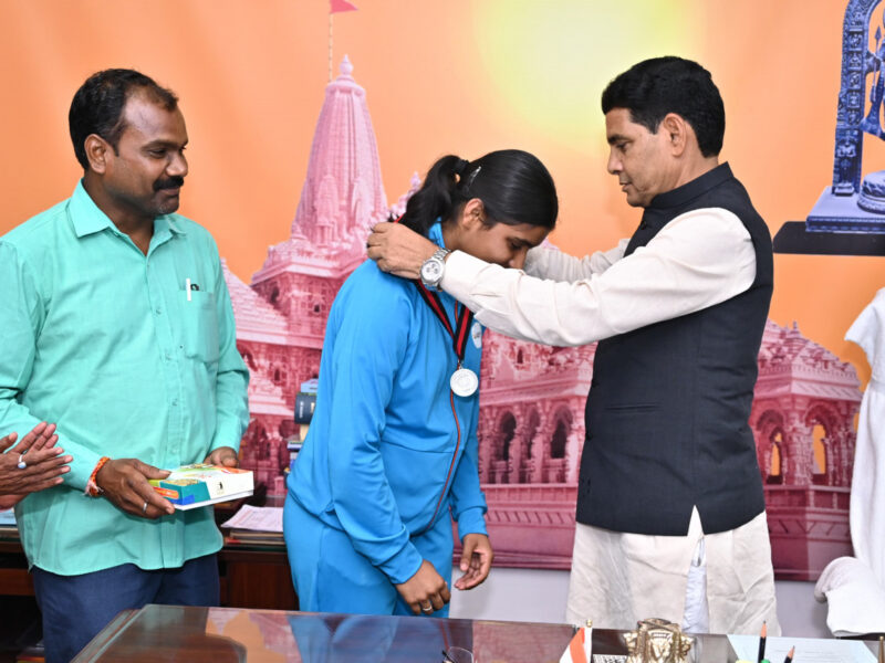 Sports Minister Shri Tankram Verma.