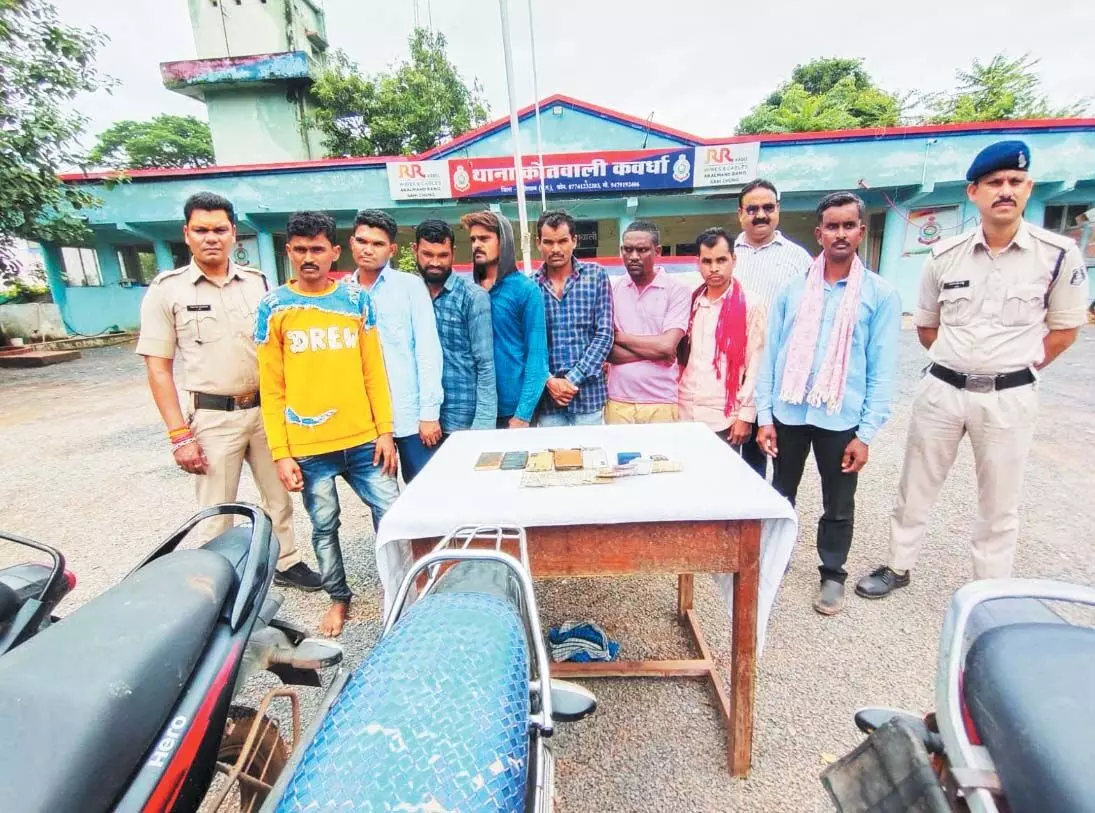 जुआरी गिरफ्तार