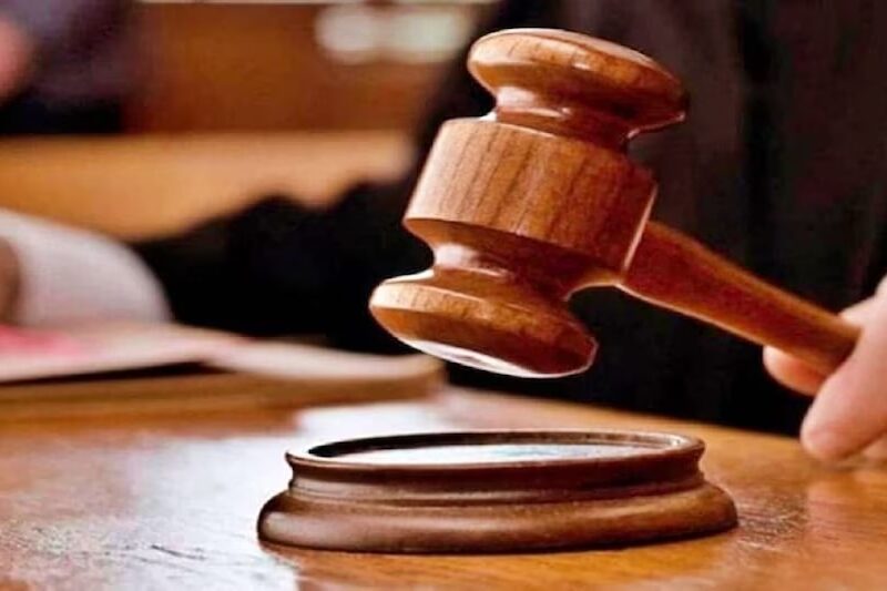 लकड़ी चोरी