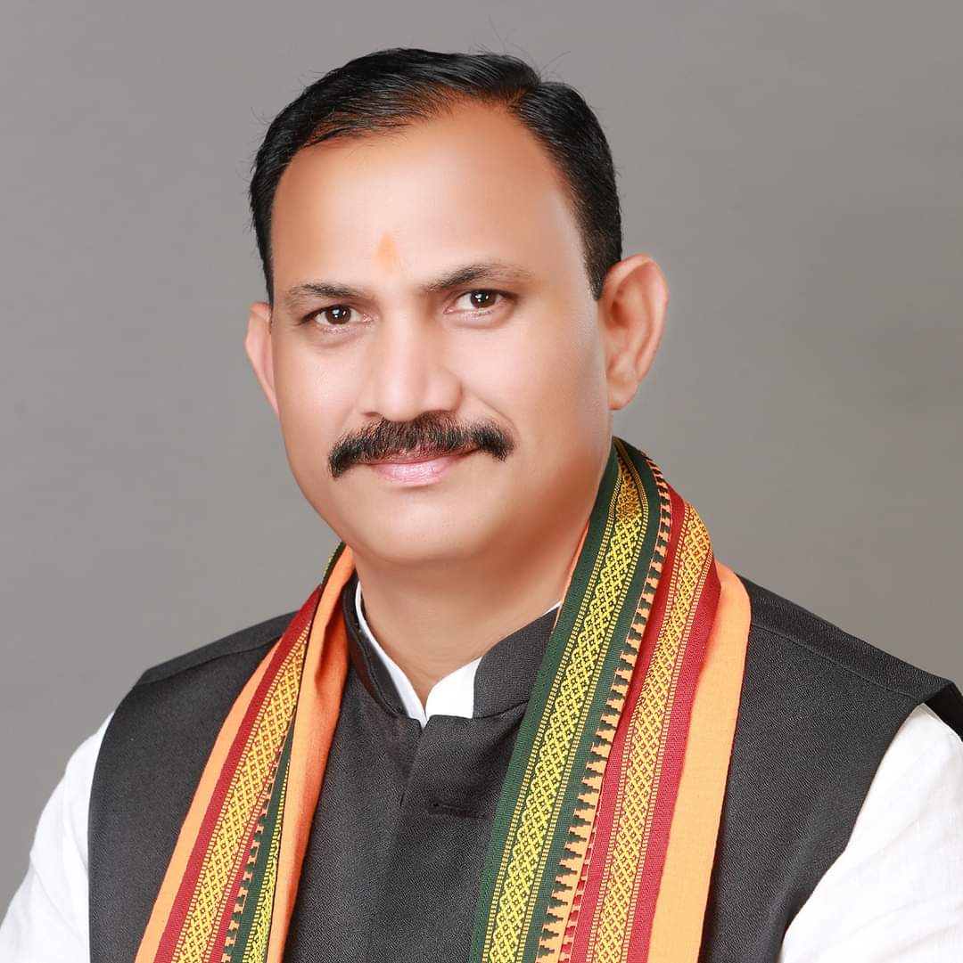 स्वास्थ्य मंत्री बिहारी जायसवाल