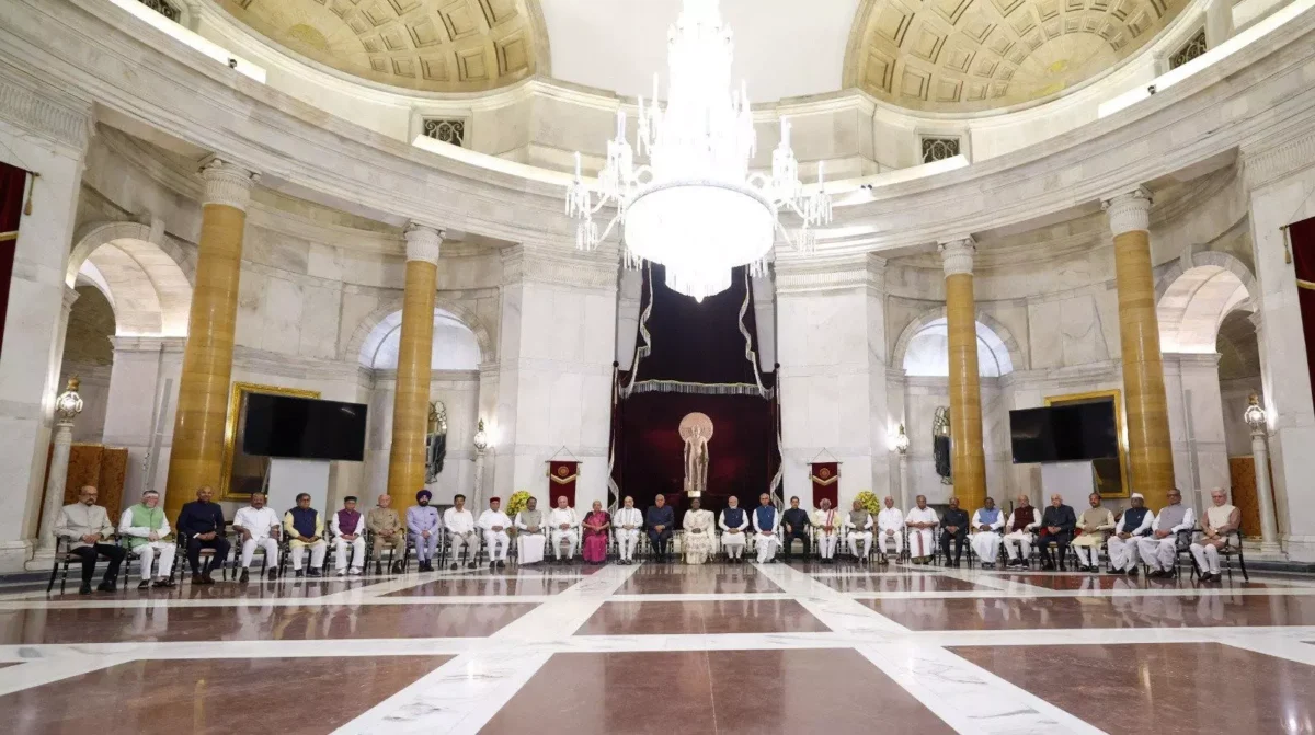 राज्यपाल डेका पीएम मोदी