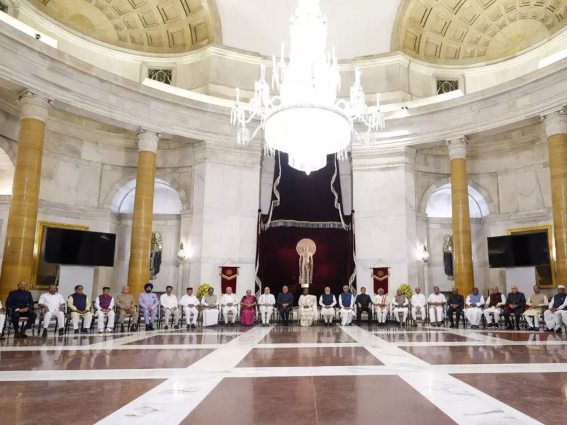 राज्यपाल डेका पीएम मोदी