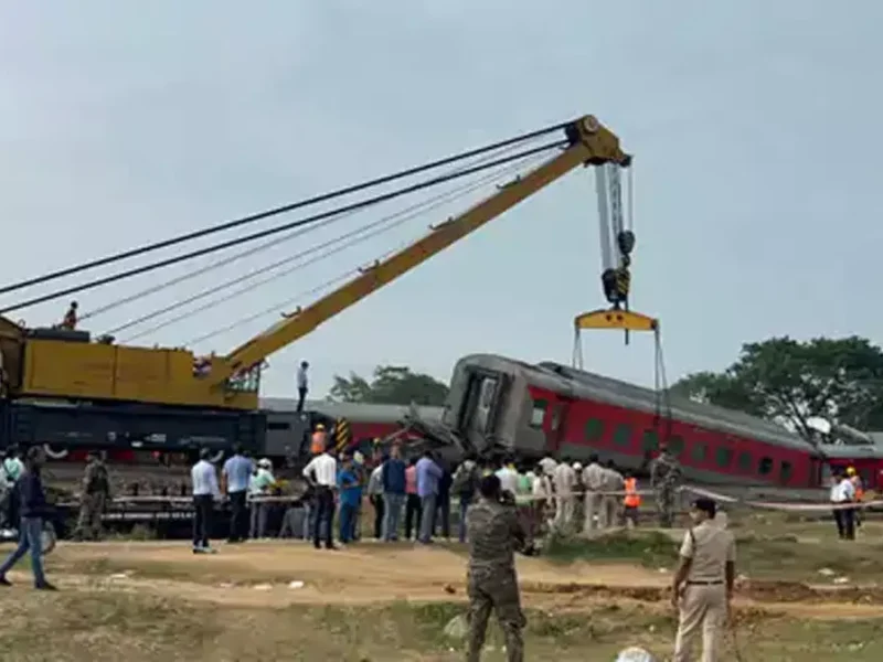 रेलवे क्रेन कंपनियों इनाम