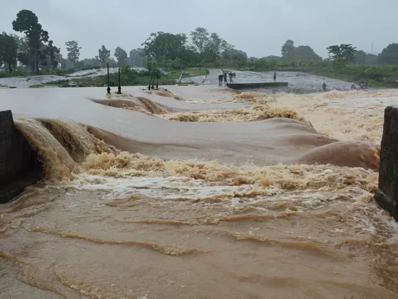 नदियों का जल स्तर