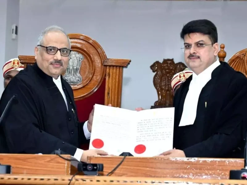 मुख्य न्यायाधीश