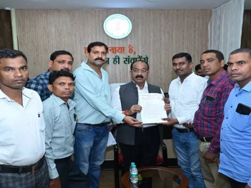 उपमुख्यमंत्री के आश्वासन