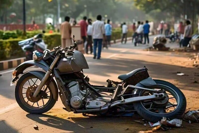 बाइक सवारों