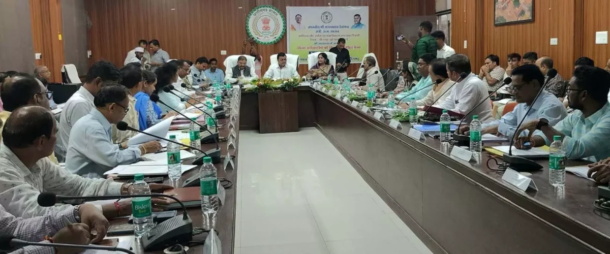 मंत्री लखनलाल देवांगन