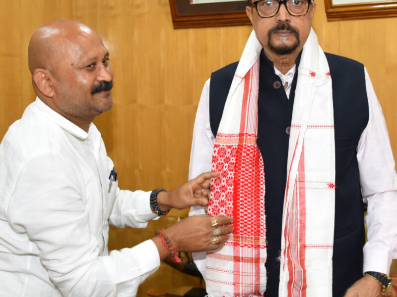  राज्यपाल श्री रमेन डेका