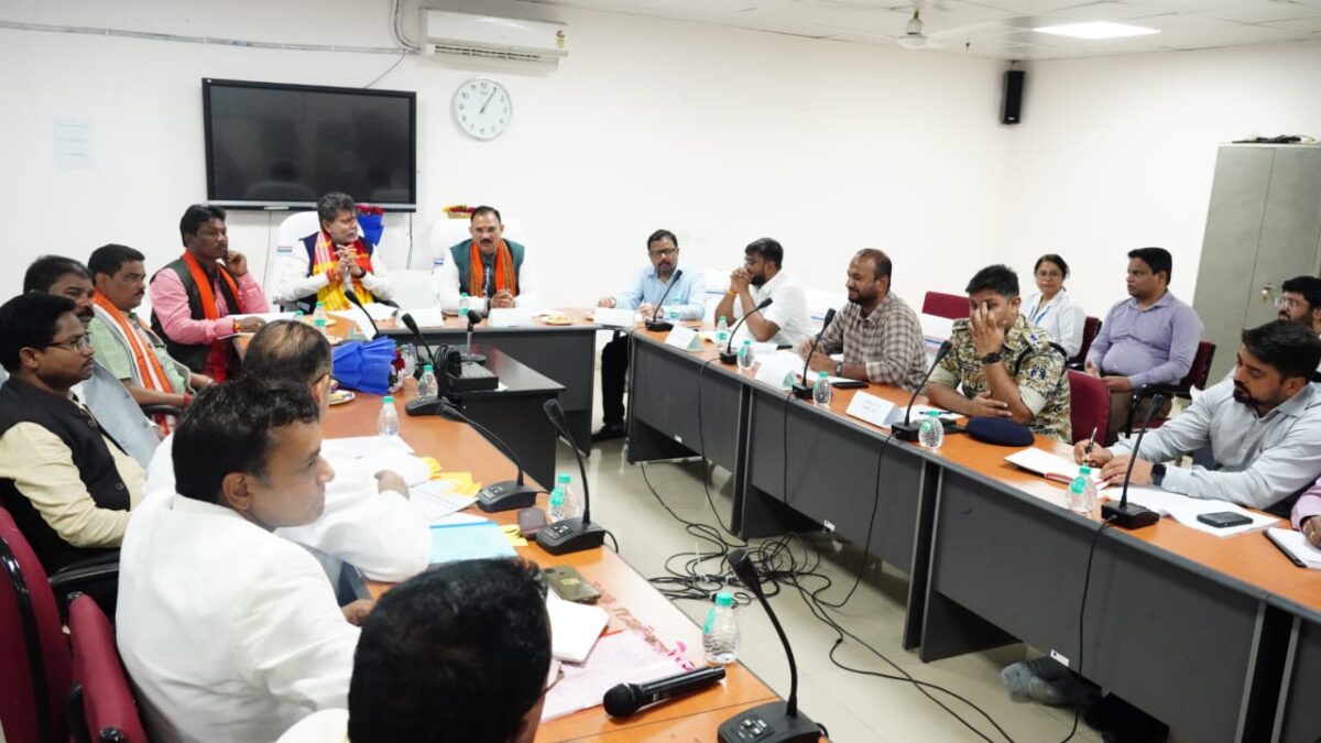 मंत्री श्याम बिहारी जायसवाल