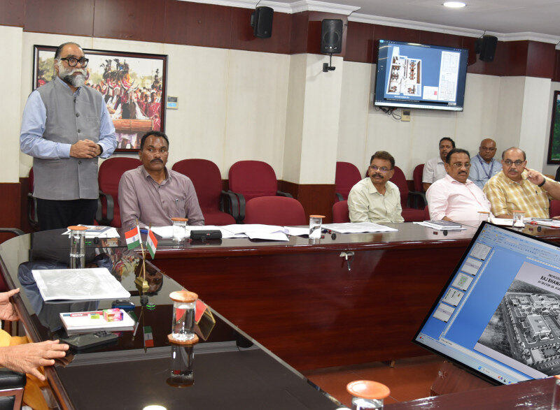 राज्यपाल श्री डेका