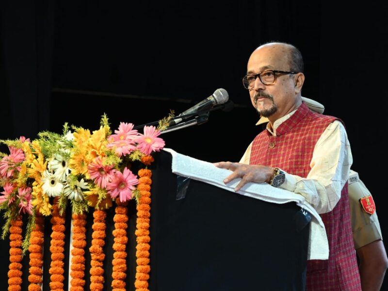 राज्यपाल डेका