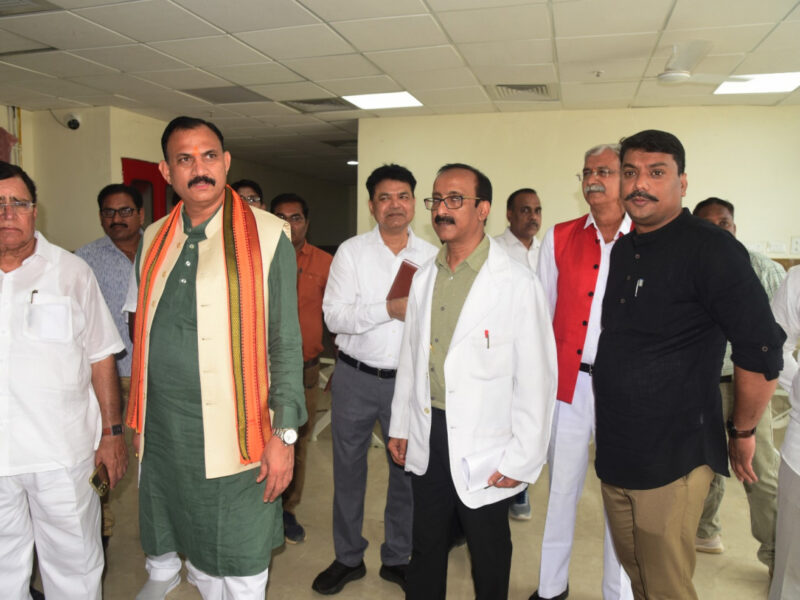 स्वास्थ्य मंत्री जायसवाल