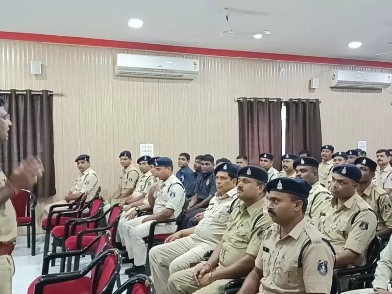 डायल 112 की बैठक