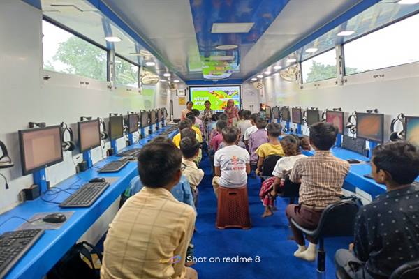 पोषण अभियान के अंतर्गत नवाचार से जागरूकता कार्यक्रम का आयोजन