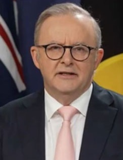 सोशल मीडिया के इस्तेमाल