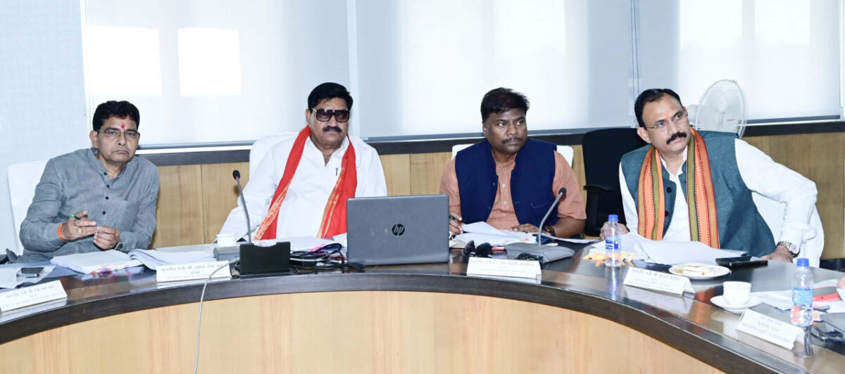 खाद्य मंत्री दयाल बघेल की अध्यक्षता में धान खरीदी नीति पर बैठक