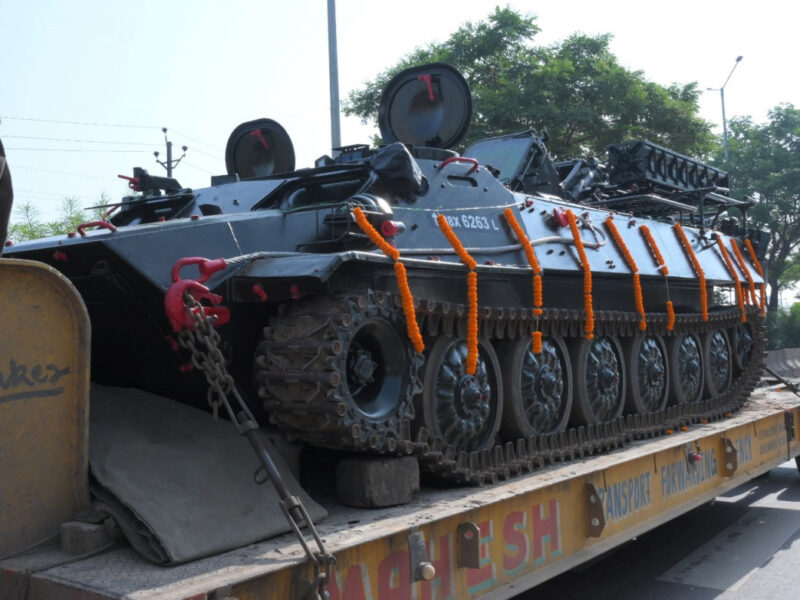 भव्य सैन्य प्रदर्शनी समारोह