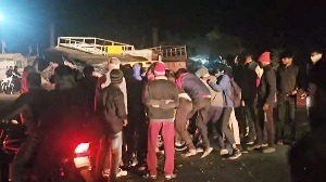 अज्ञात वाहन ने ऑटो