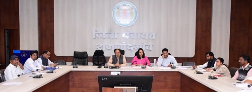 कलेक्टर ने जल संरक्षण