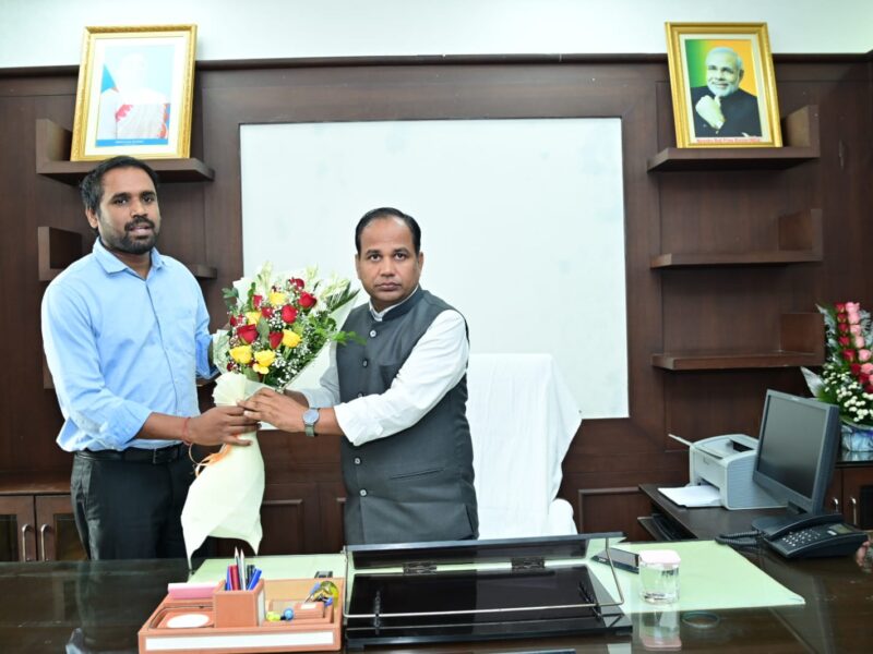 कलेक्टर ने