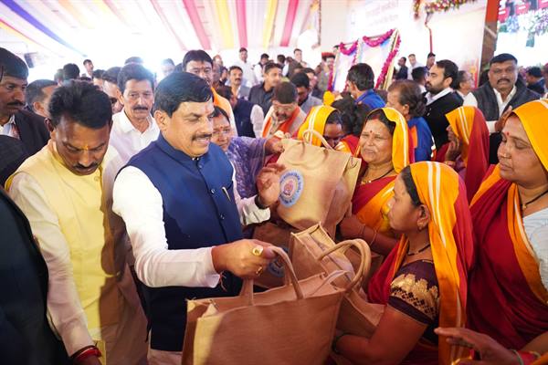 मोदी के सुशासन