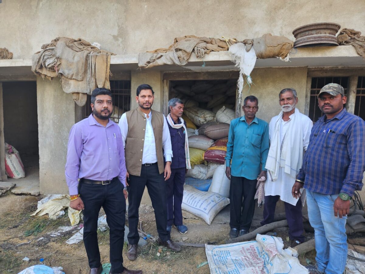 अवैध रूप से भंडारित