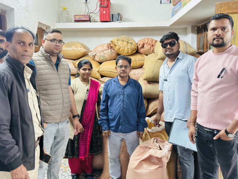 धान के अवैध संग्रहण