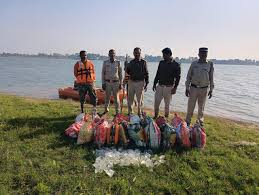 आबकारी टीम सरिया