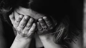 छात्रा ने की आत्महत्या