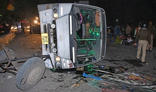 महाकुंभ से लौट रही