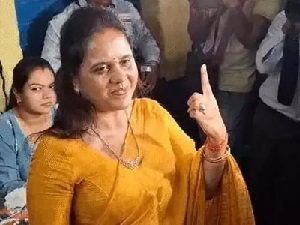 मेयर प्रत्याशी मीनल चौबे