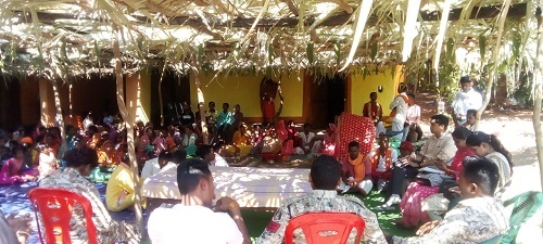 प्रशासन की टीम