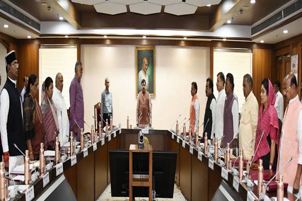 नरेन्द्र मोदी