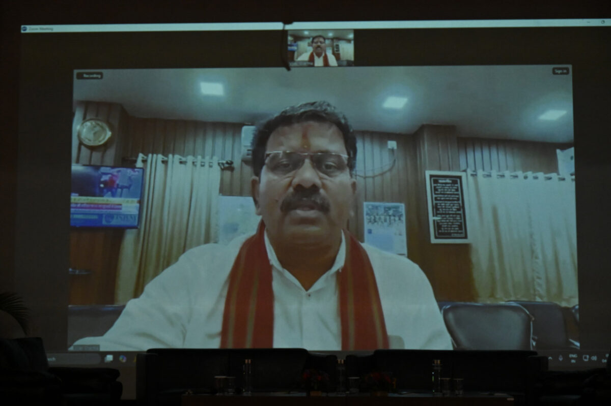 विजय शर्मा