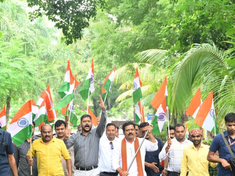 विजय शर्मा