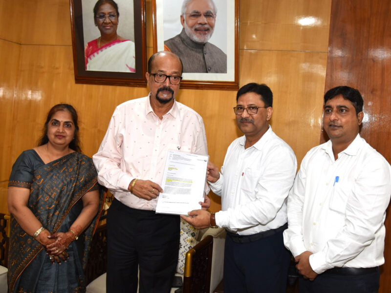 रमेन डेका