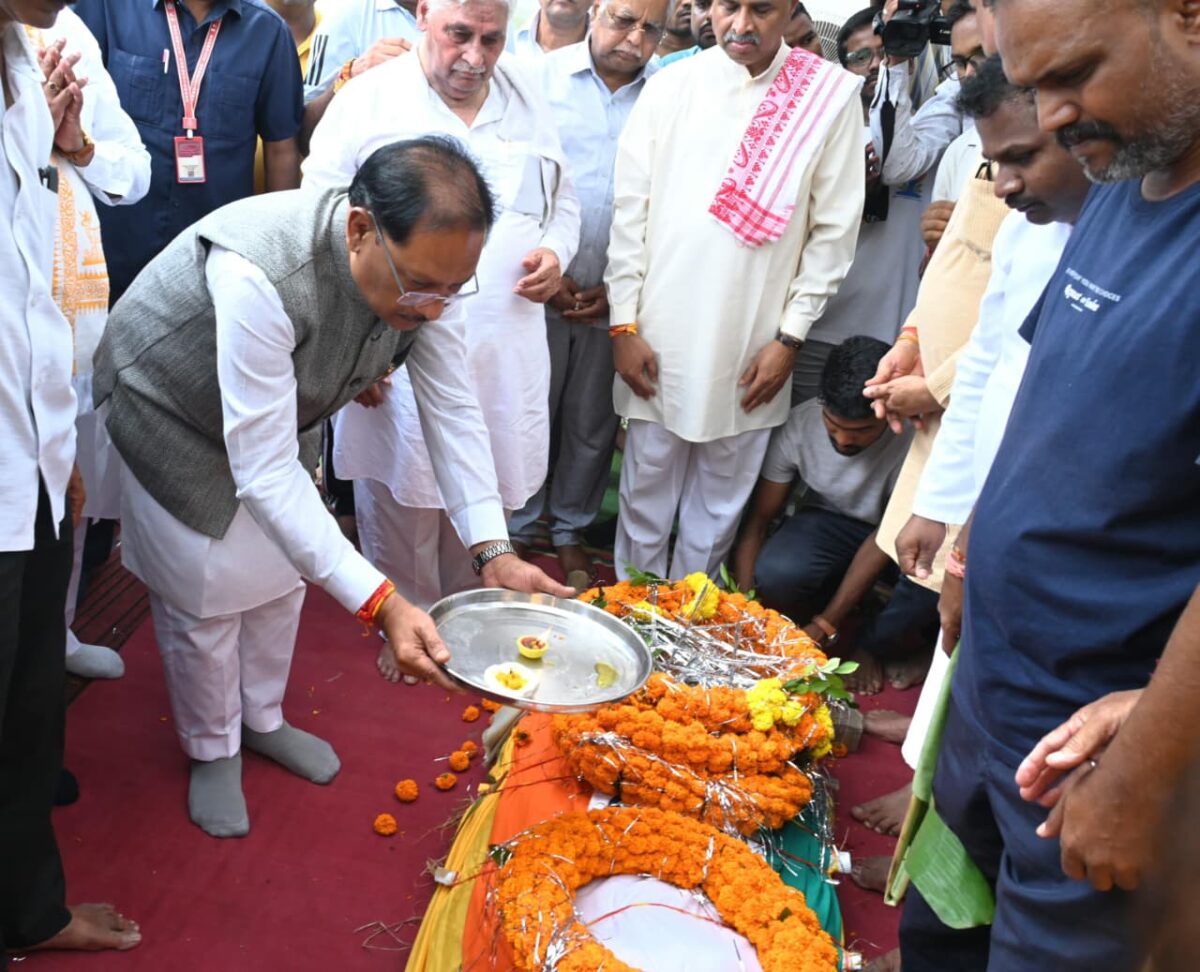 श्रद्धेय श्री शांताराम
