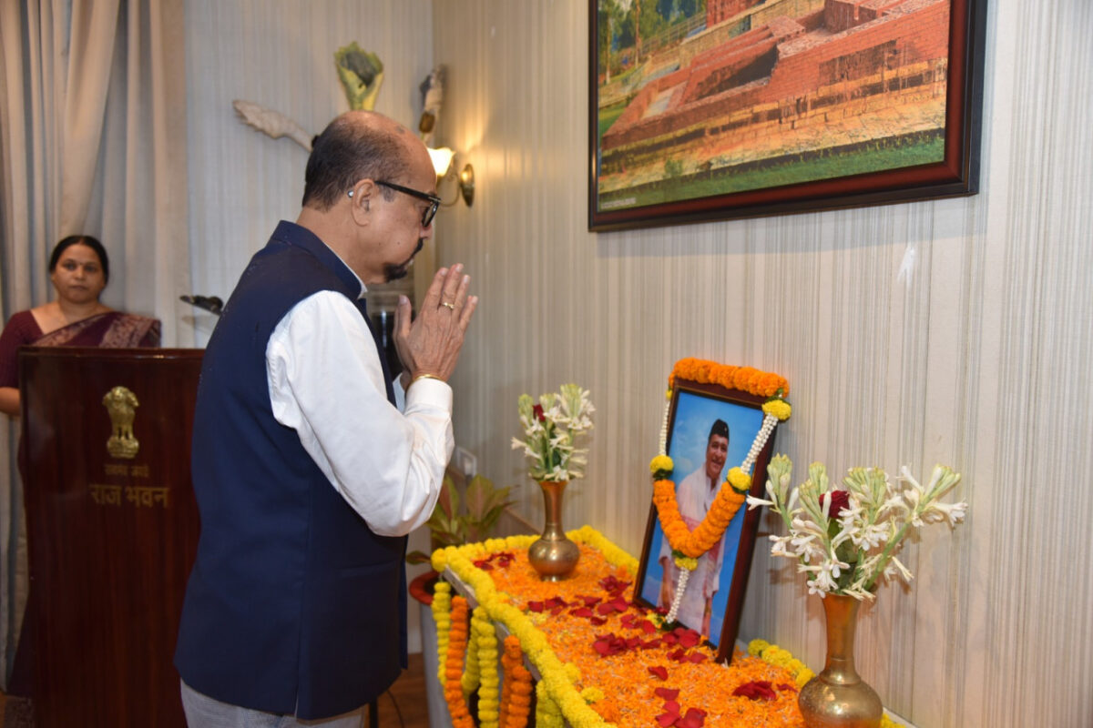 राज्यपाल श्री रमेन डेका