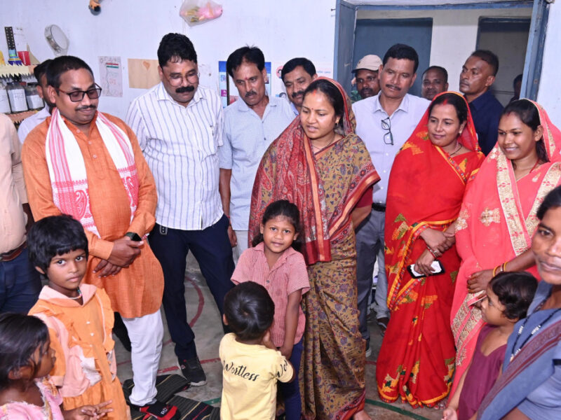 मंत्री श्रीमती लक्ष्मी राजवाड़े