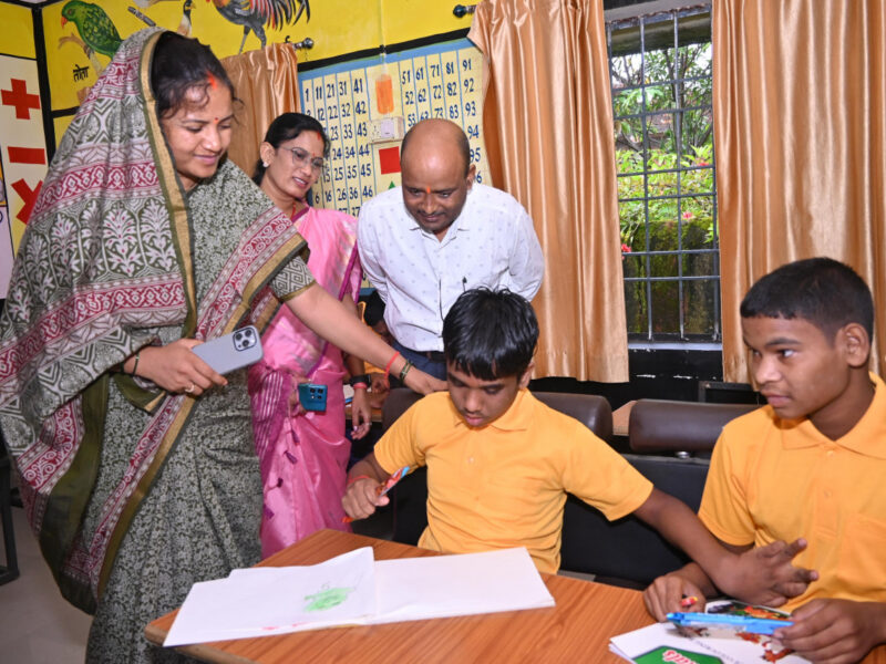 सरगुजा में महिला