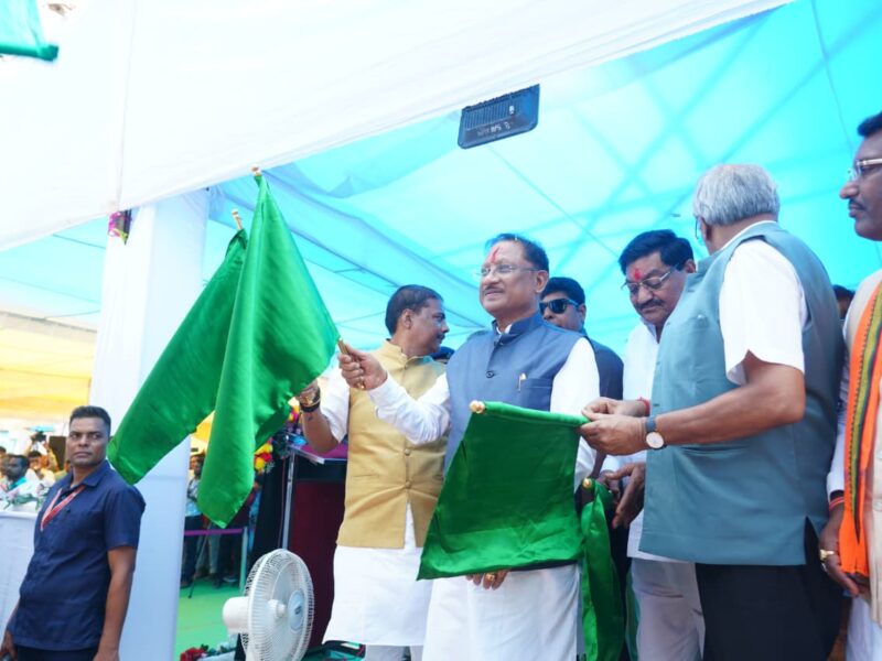 तेजी से बढ़ता रेलवे इंफ्रास्ट्रक्चर