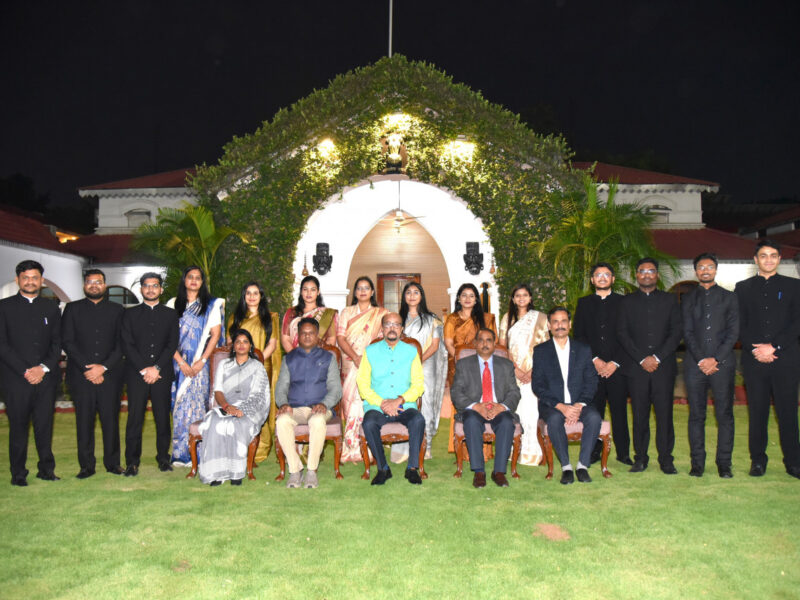 राज्यपाल श्री रमेन डेका