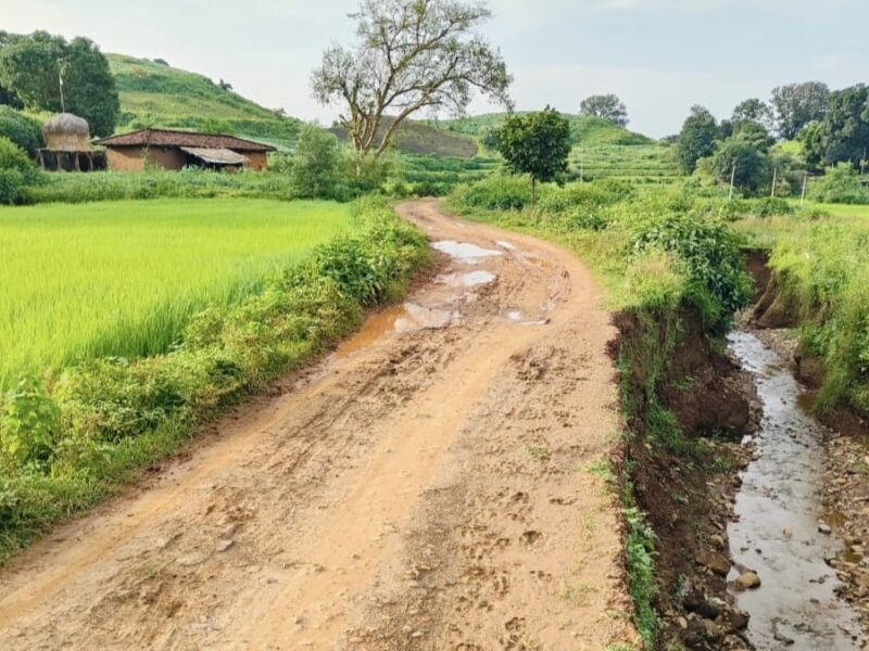 सड़क निर्माण