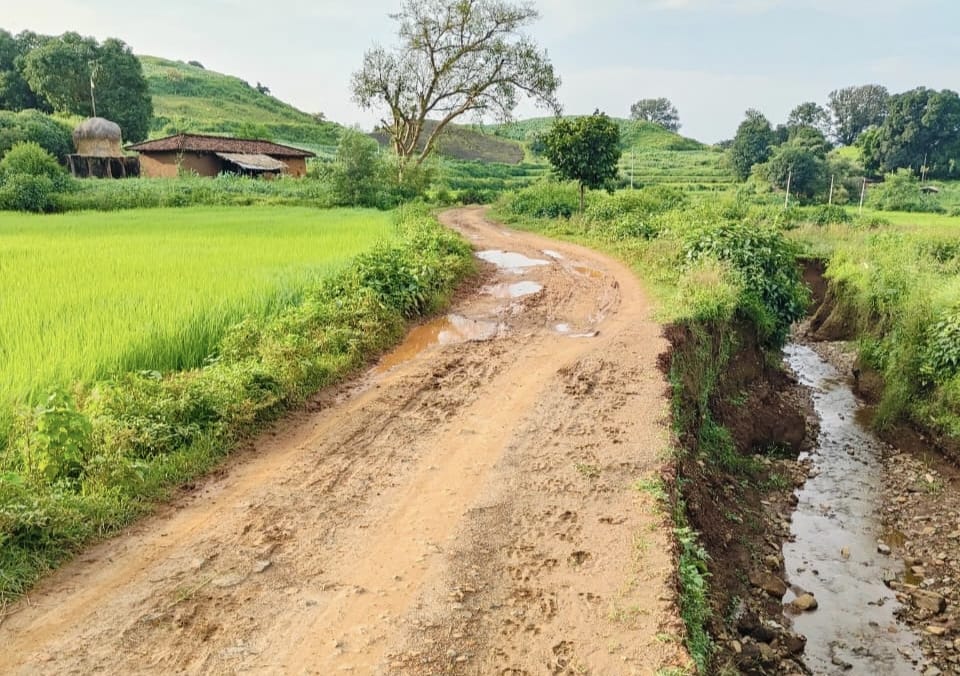 सड़क निर्माण